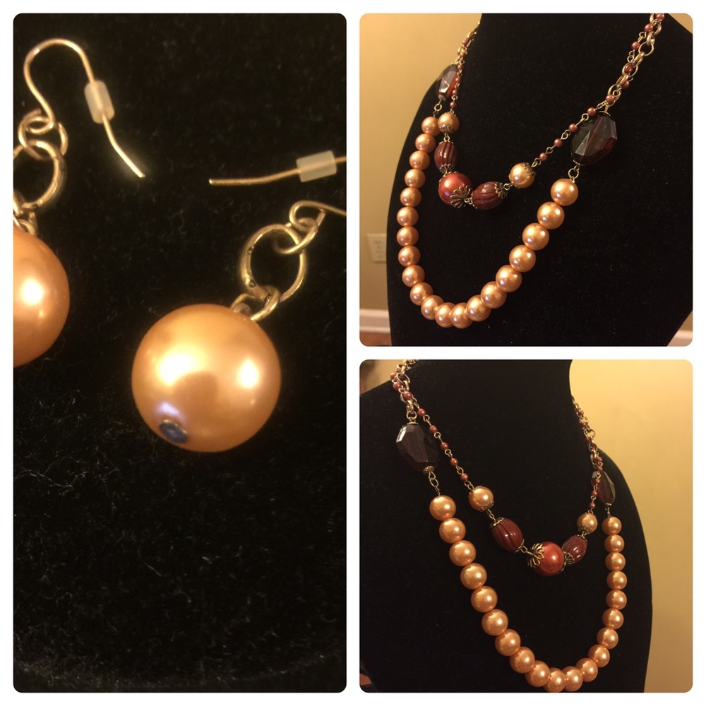 Lovely  Fashion Necklace with Matching